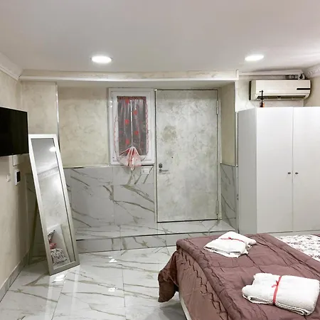 Blessing House נאפולי